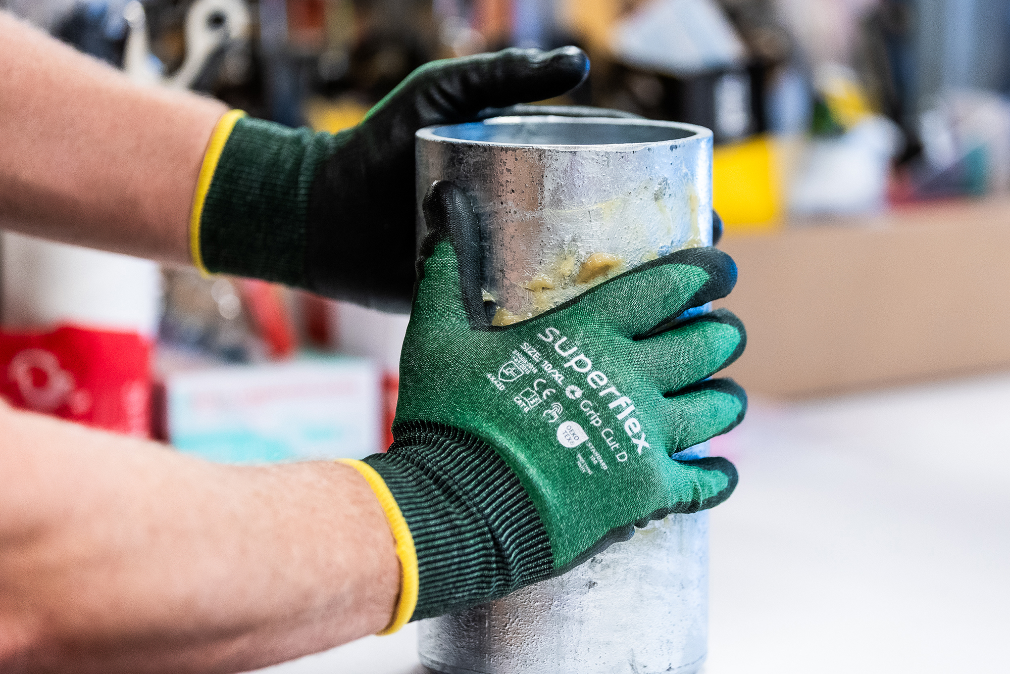Superflex Grip Cut D arbejdshandsker med greb om metalemne